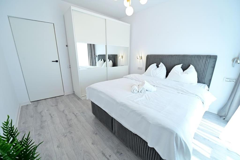 Flh - The Lake Home - Apt 33 Sibiu Exteriör bild