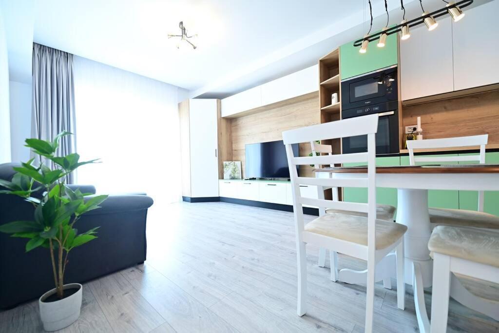 Flh - The Lake Home - Apt 33 Sibiu Exteriör bild